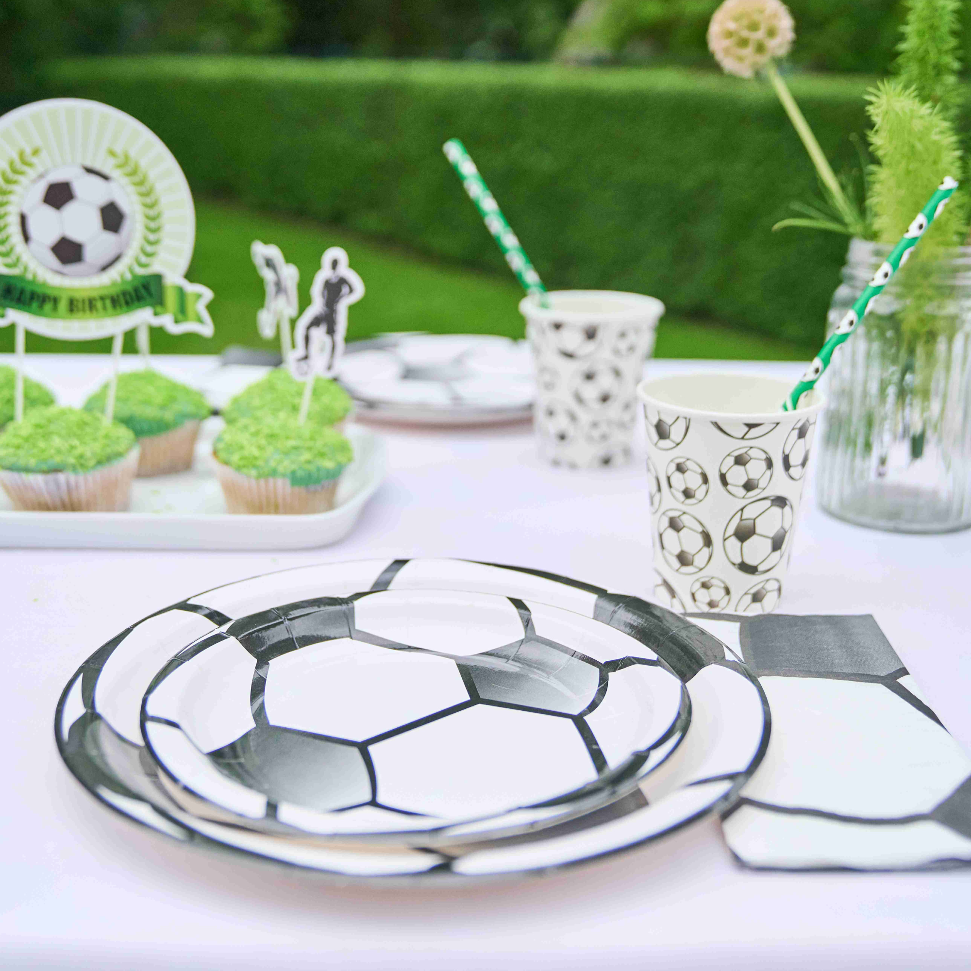 little-birthday-fu-ball-mottobox-partyset-126-teile-f-r-8-kinder image 6