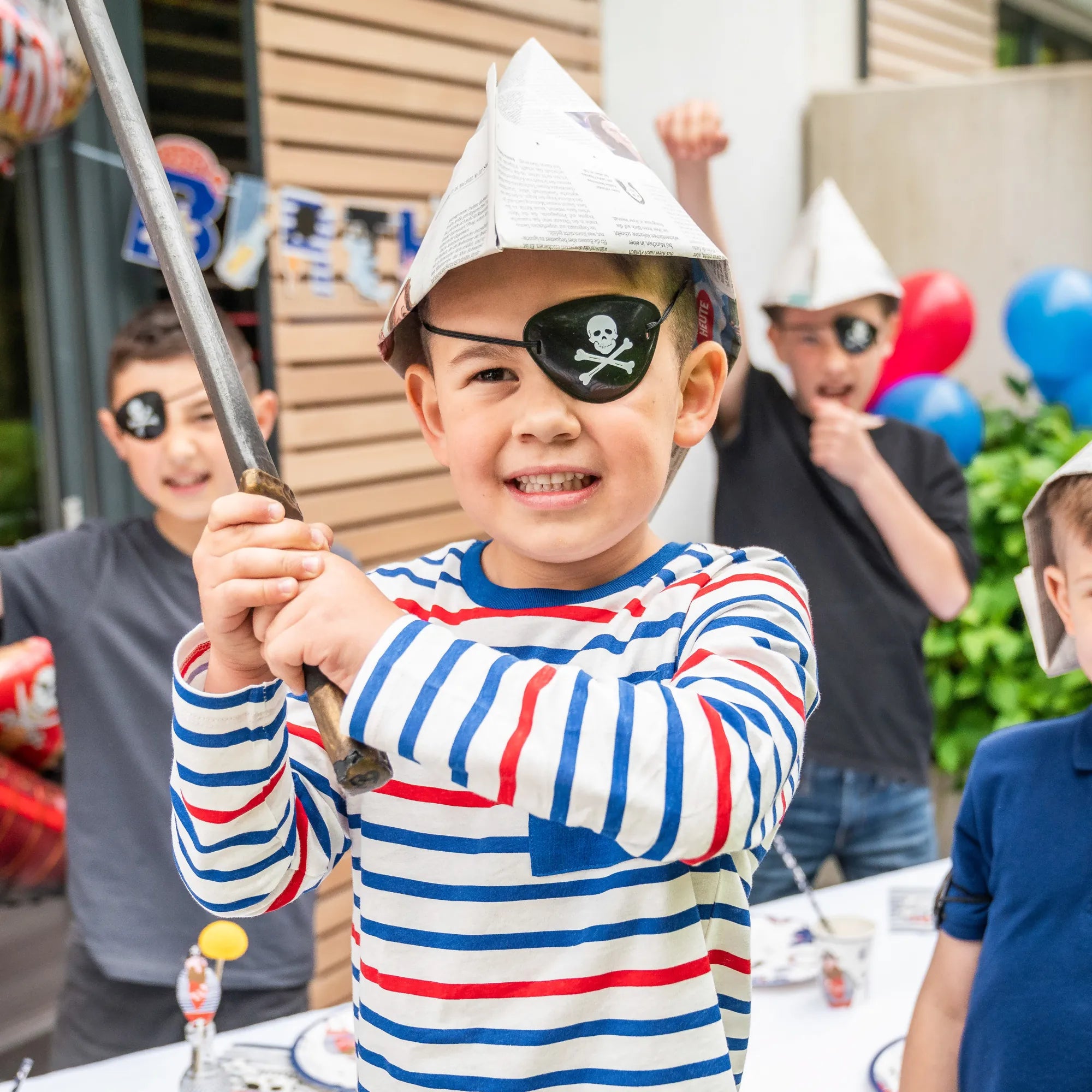 little-birthday-piraten-augenklappen-8-st-ck-verkleidung image 4