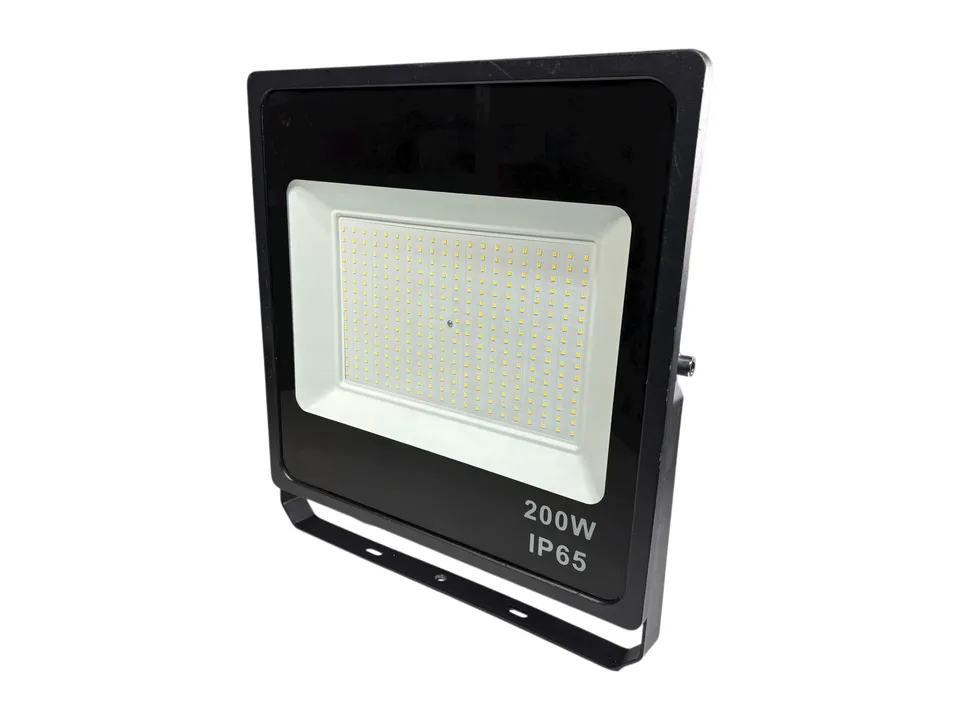 eventverleih-schleswig-holstein-led-fluter-200-watt-kaltwei-ip65 image 1