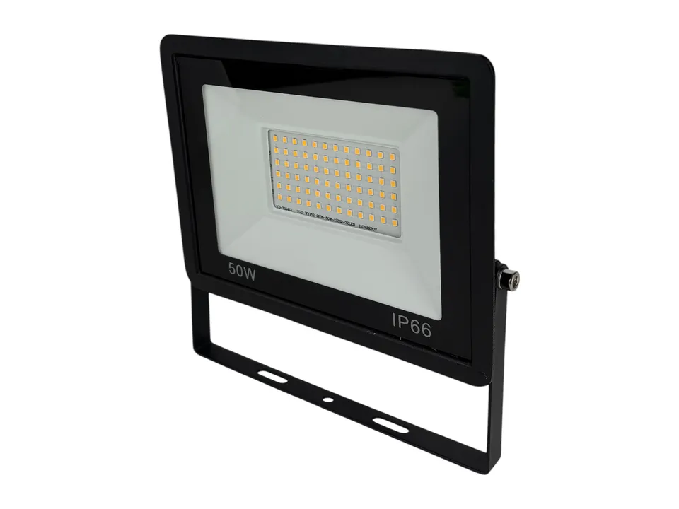 eventverleih-technik-led-fluter-50-watt-warmwei-ip65-mieten image 1