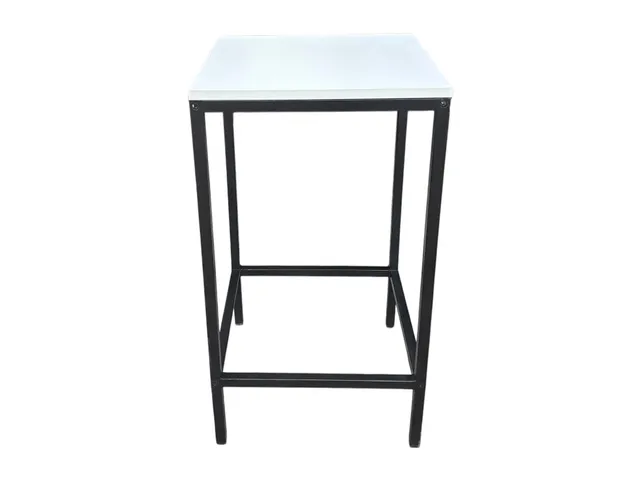 mobiliar-stehtisch-kiel-klein-wei-60x60-cm-mieten image 1