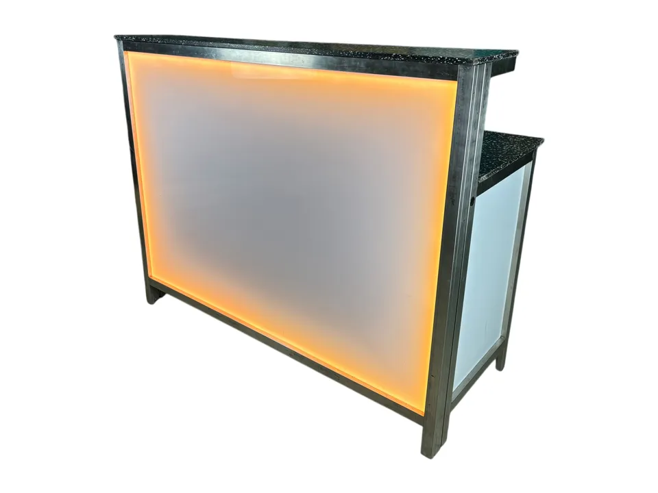 eventverleih-sh-mobiliar-led-klapp-tresen-150cm-beleuchtet image 1