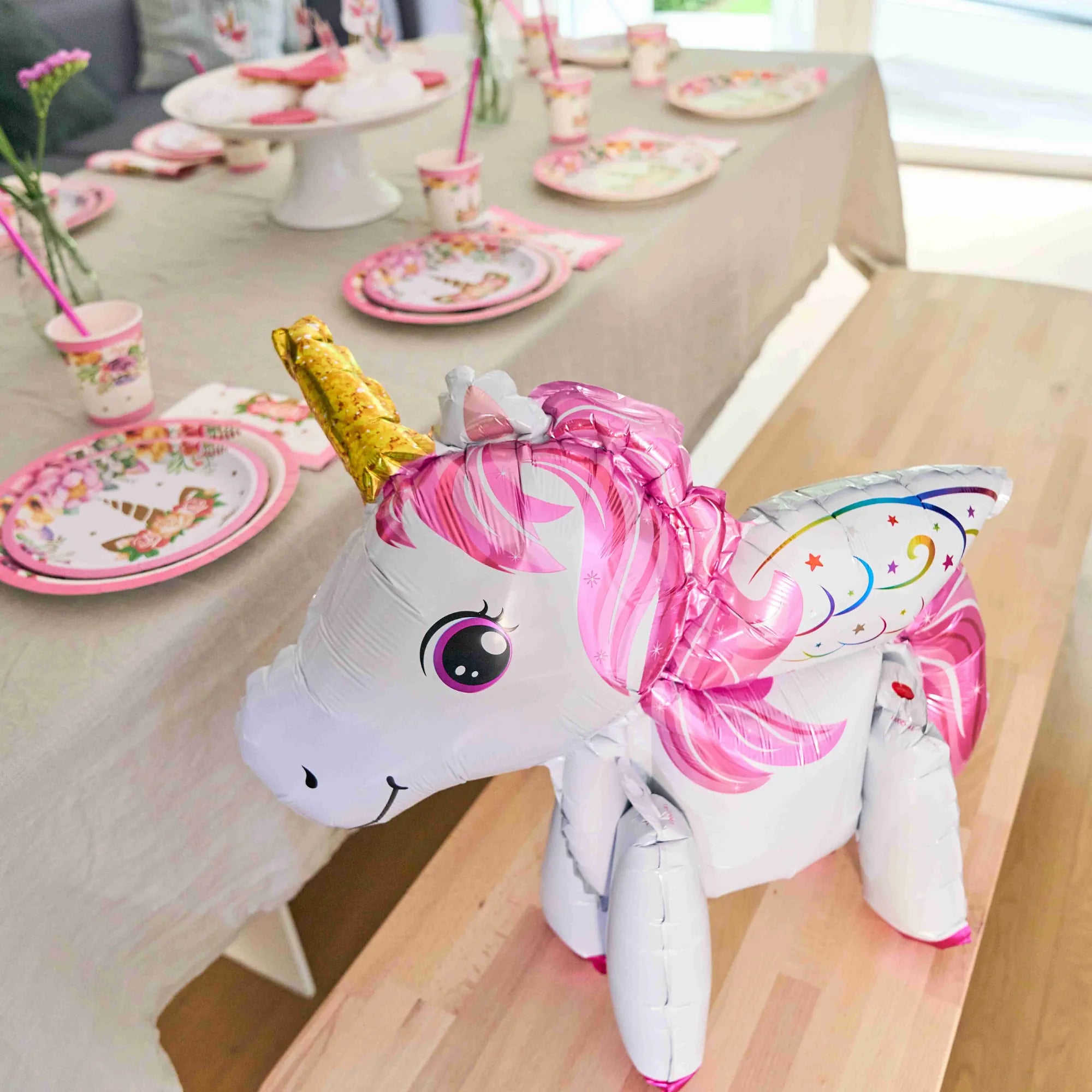little-birthday-einhorn-xxl-folien-luftballon-78x63-cm image 2